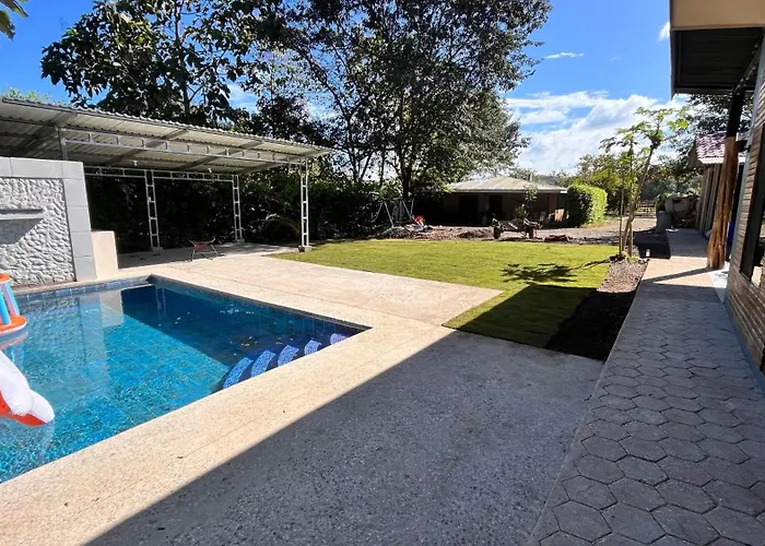 El Guanacaste, Cerca Tamarindo Con Piscina *