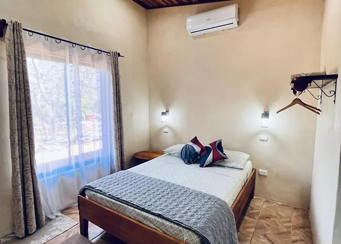 El Guanacaste, Cerca Tamarindo Con Piscina *
